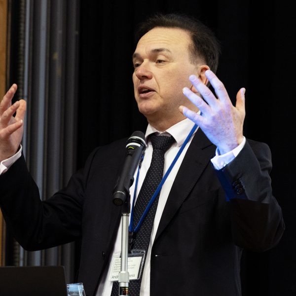 DLR Session１　Andre D. Thess, Prof., Director of the Institute of Engineering Thermodynamics at German Aerospace Center (DLR) and Prof. at Stuttgart University